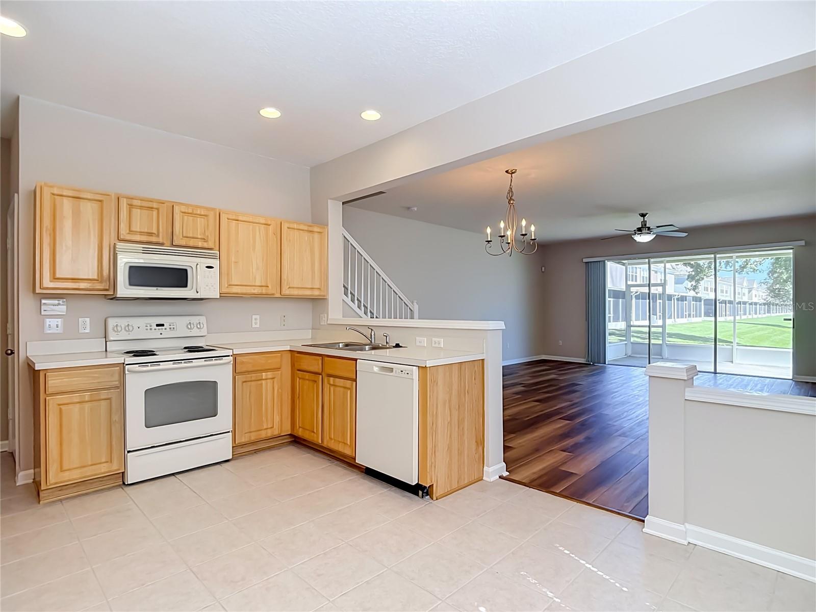 4812 BARNSTEAD DR — photo 10