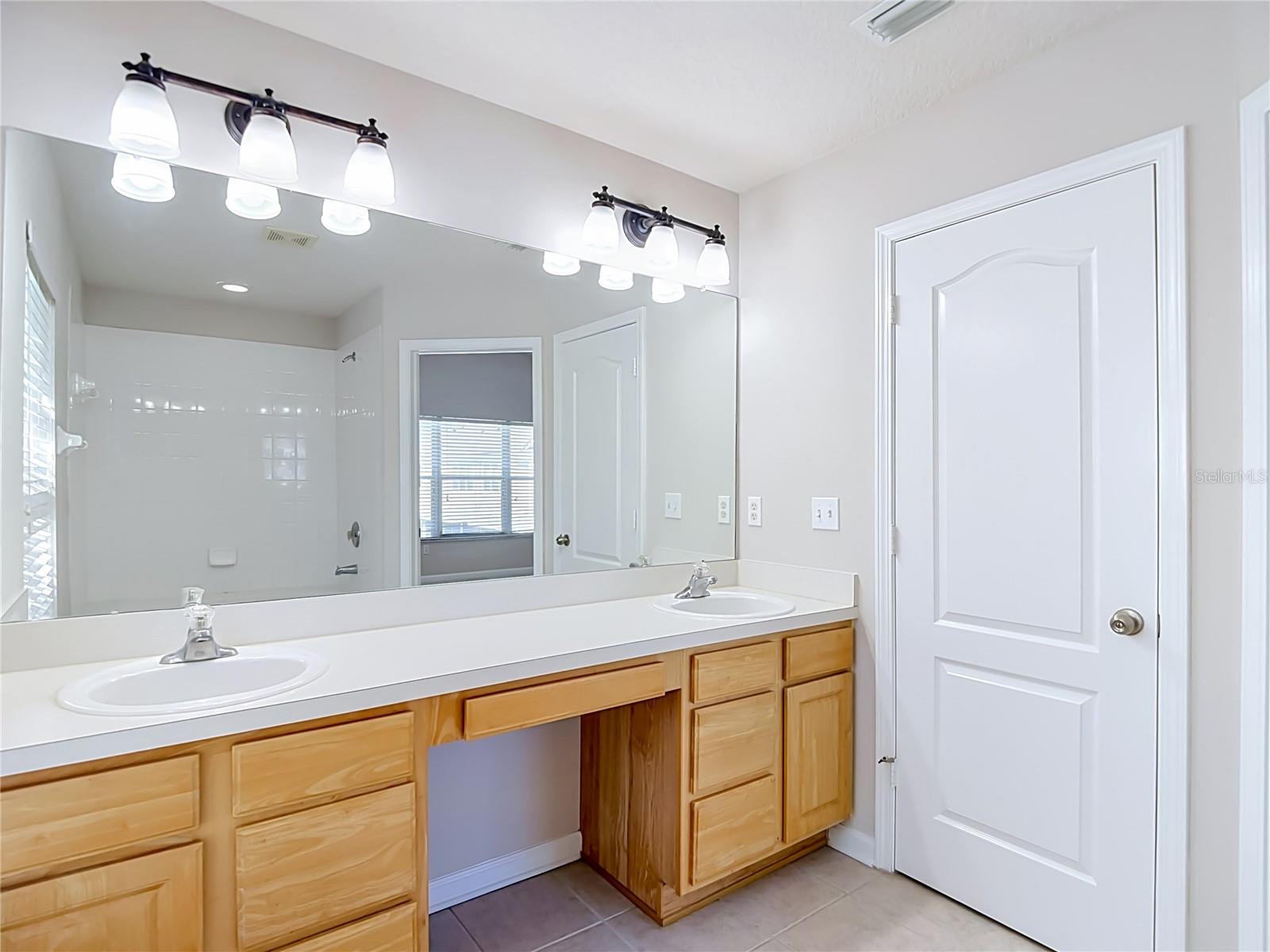 4812 BARNSTEAD DR — photo 30