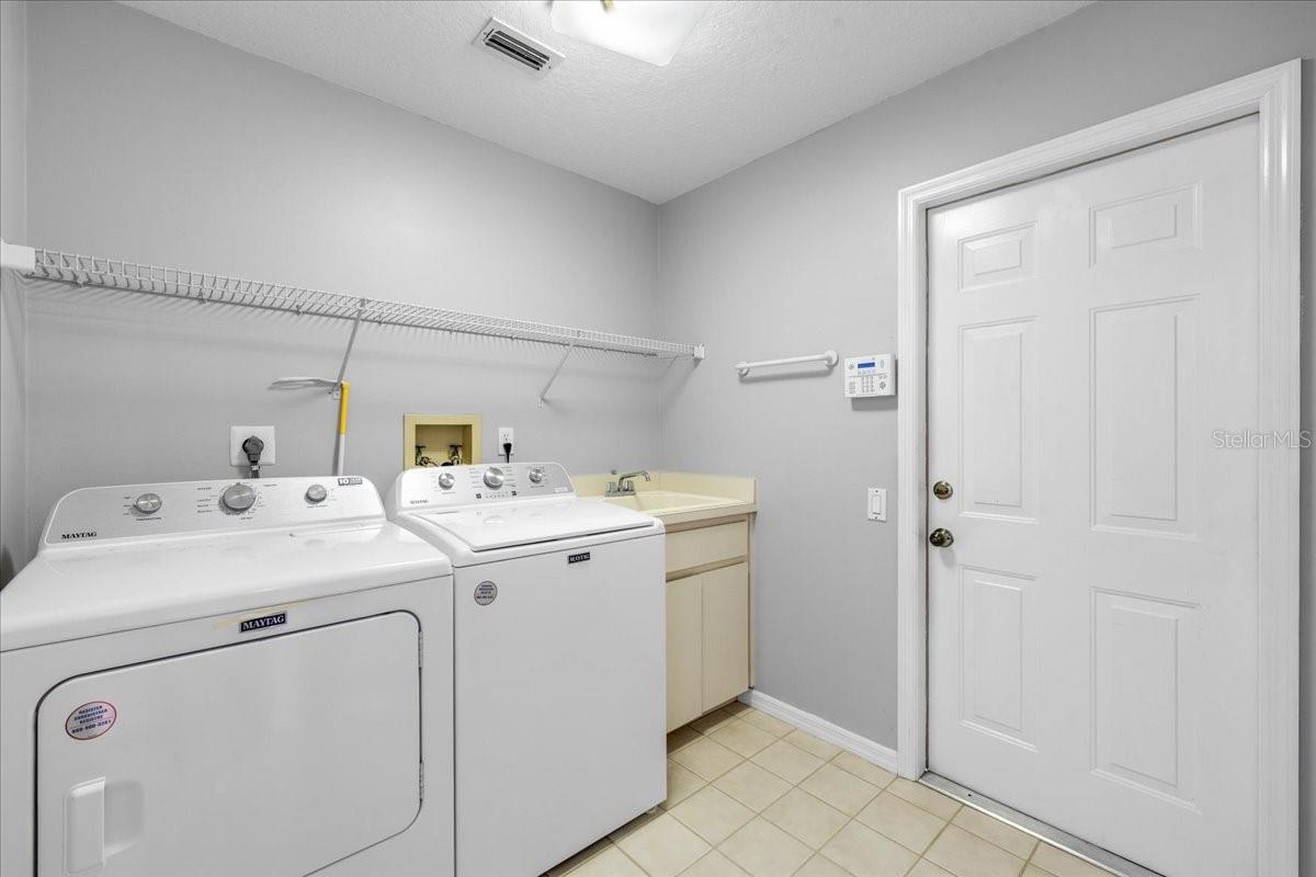 8748 KIPLING AVE — photo 28