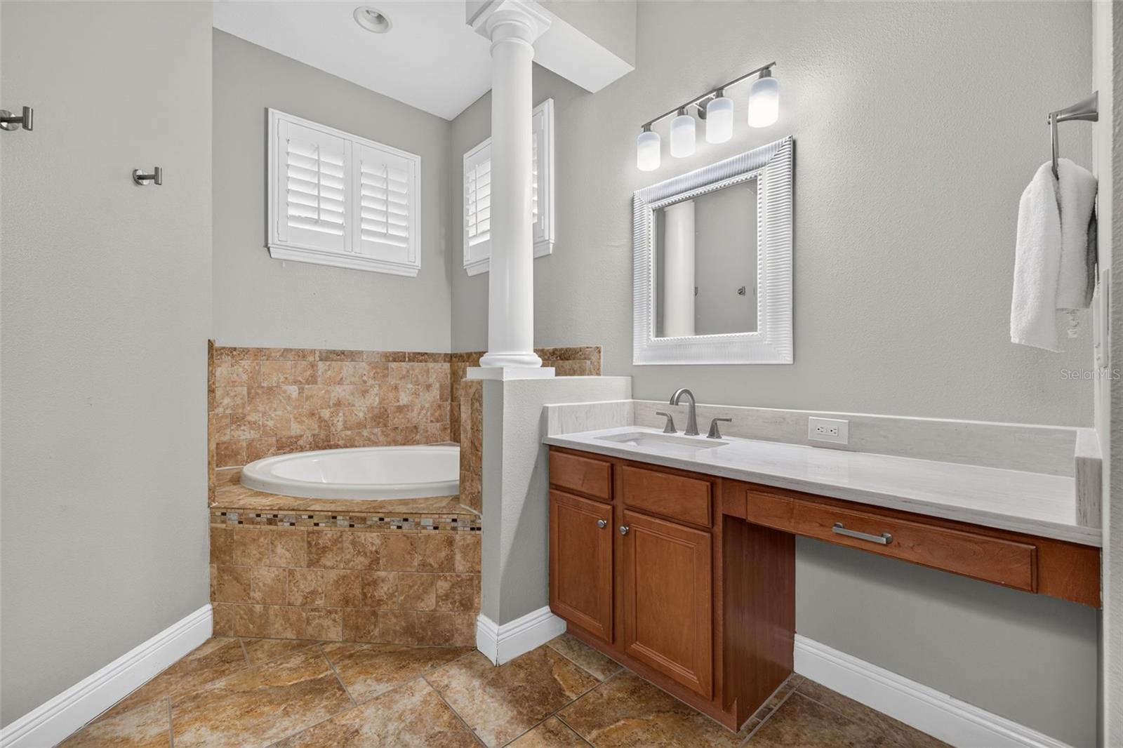 15714 IBISRIDGE DR — photo 23