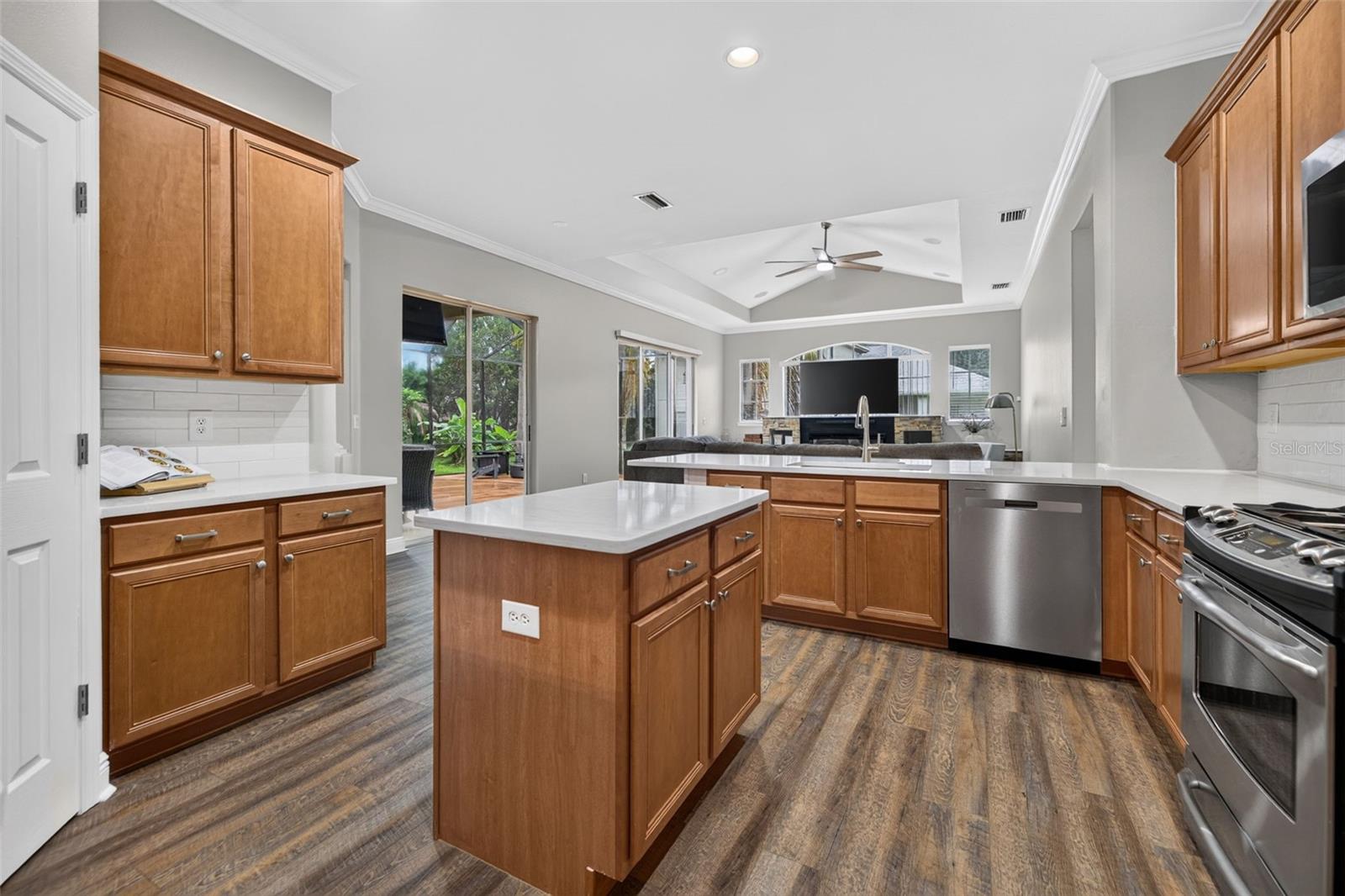 15714 IBISRIDGE DR — photo 12
