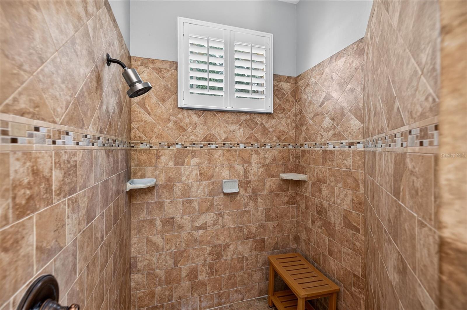 15714 IBISRIDGE DR — photo 26