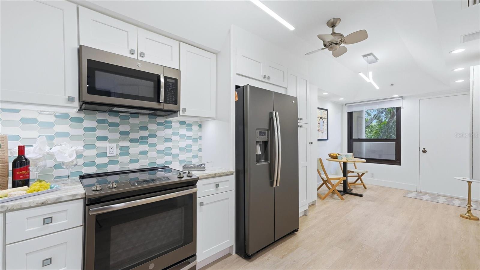 1255 N GULFSTREAM AVE #204 — photo 10