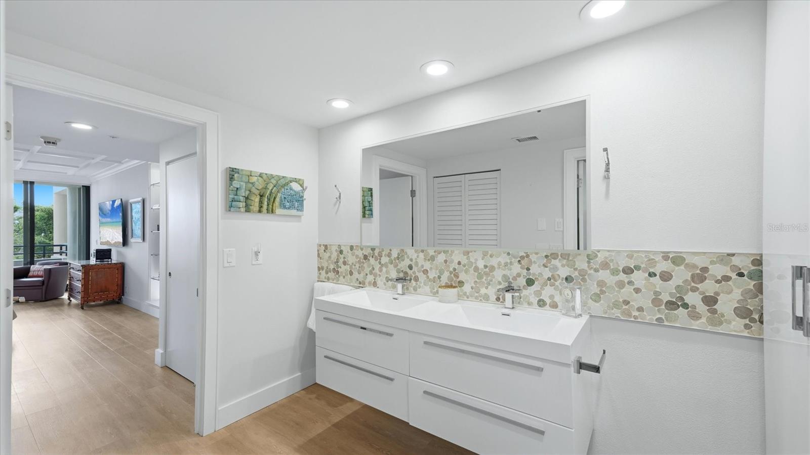 1255 N GULFSTREAM AVE #204 — photo 18