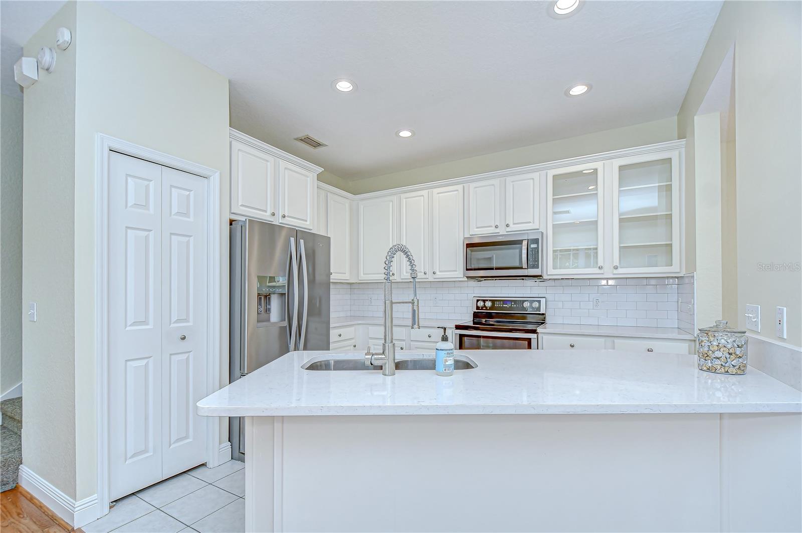 113 BOSPHOROUS AVE #5 — photo 25