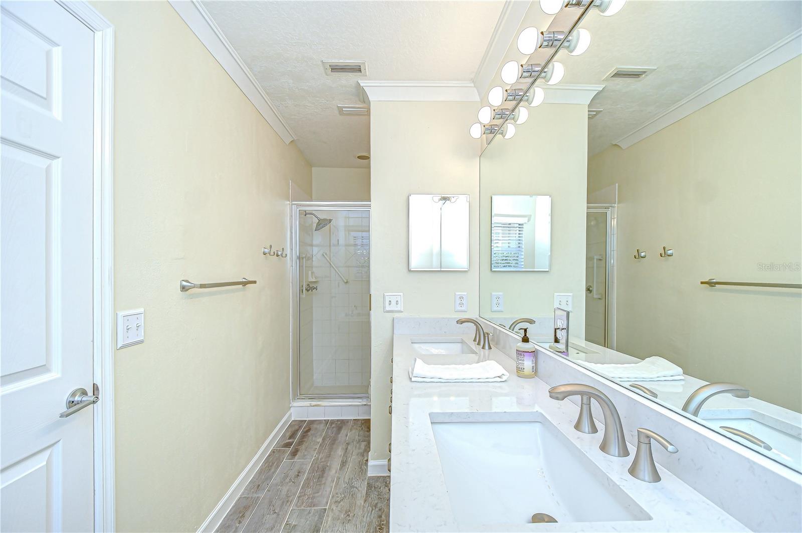 113 BOSPHOROUS AVE #5 — photo 68
