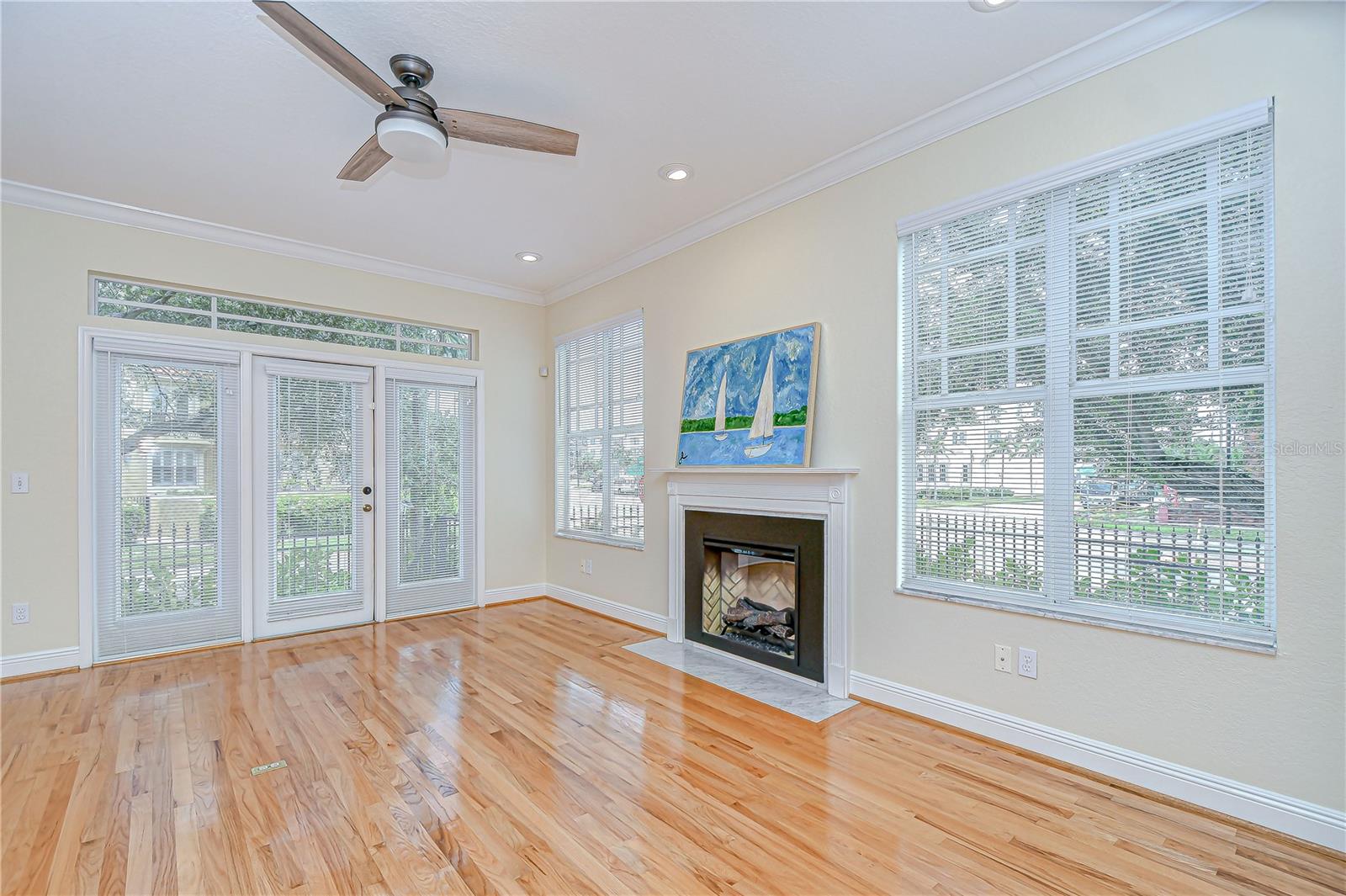 113 BOSPHOROUS AVE #5 — photo 39