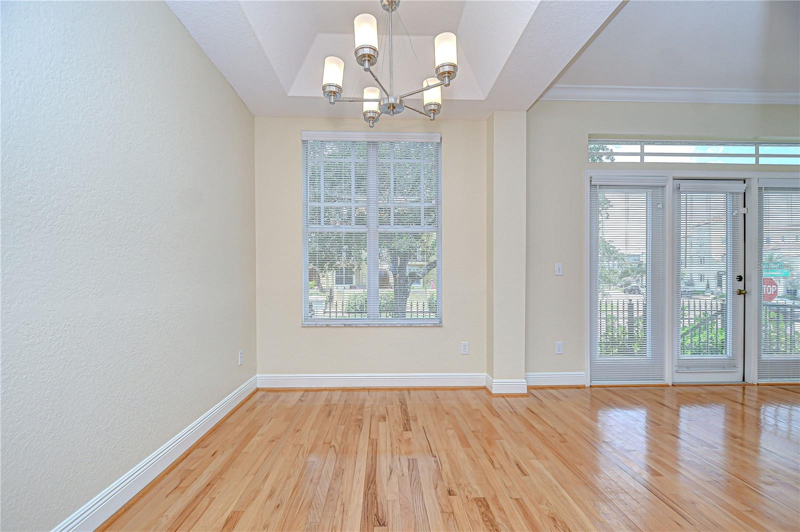113 BOSPHOROUS AVE #5 — photo 31