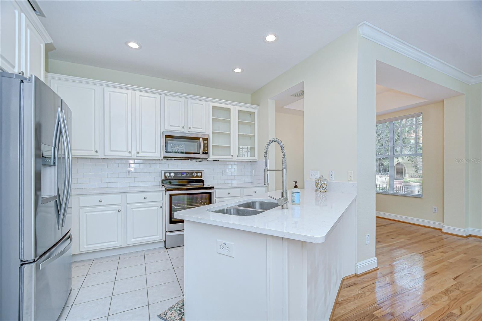 113 BOSPHOROUS AVE #5 — photo 24