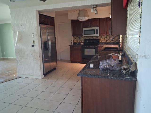 8825 113TH ST — photo 2