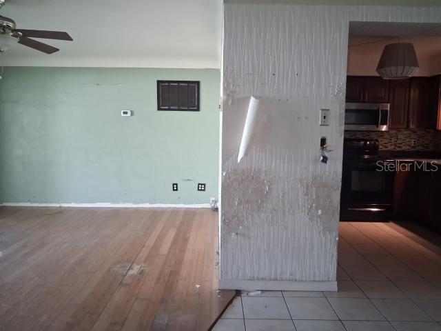 8825 113TH ST — photo 32