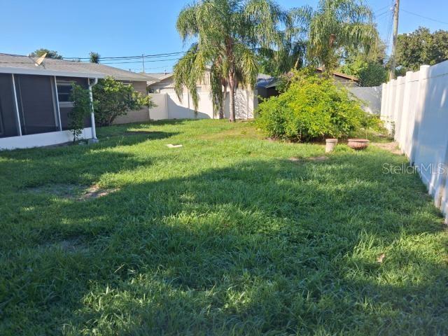 8825 113TH ST — photo 36