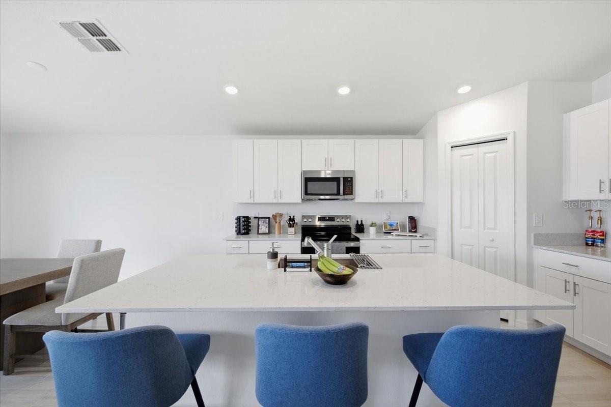 8823 SUNSET PARK TRL — photo 8