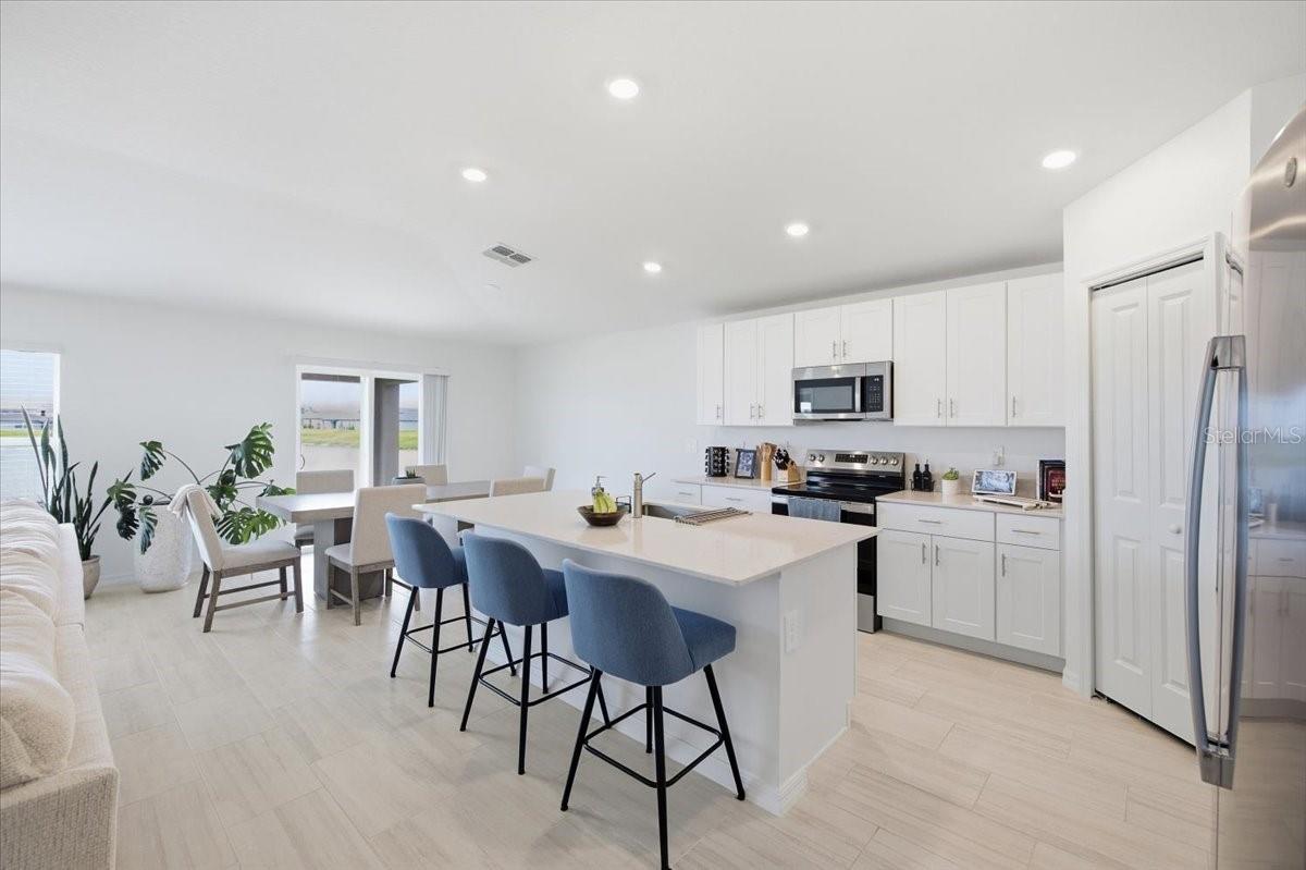 8823 SUNSET PARK TRL — photo 7