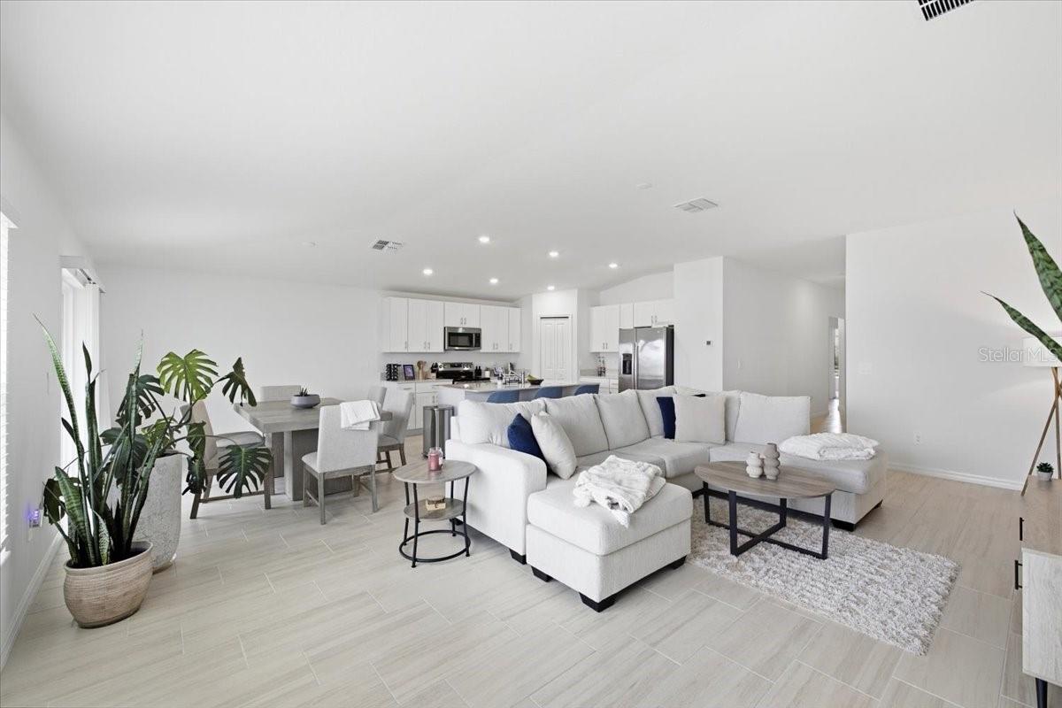 8823 SUNSET PARK TRL — photo 15