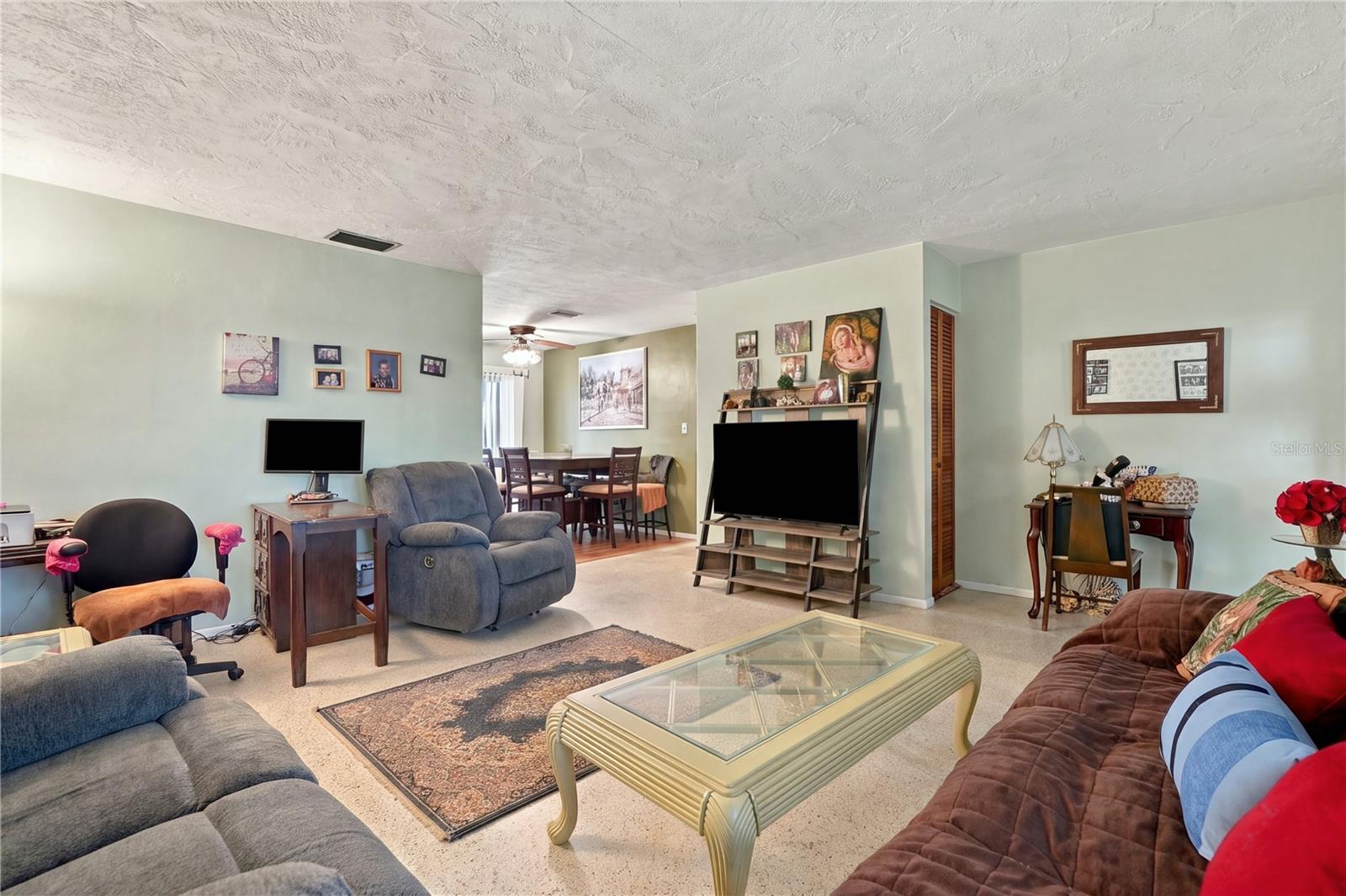 10724 PREMIER AVE — photo 6