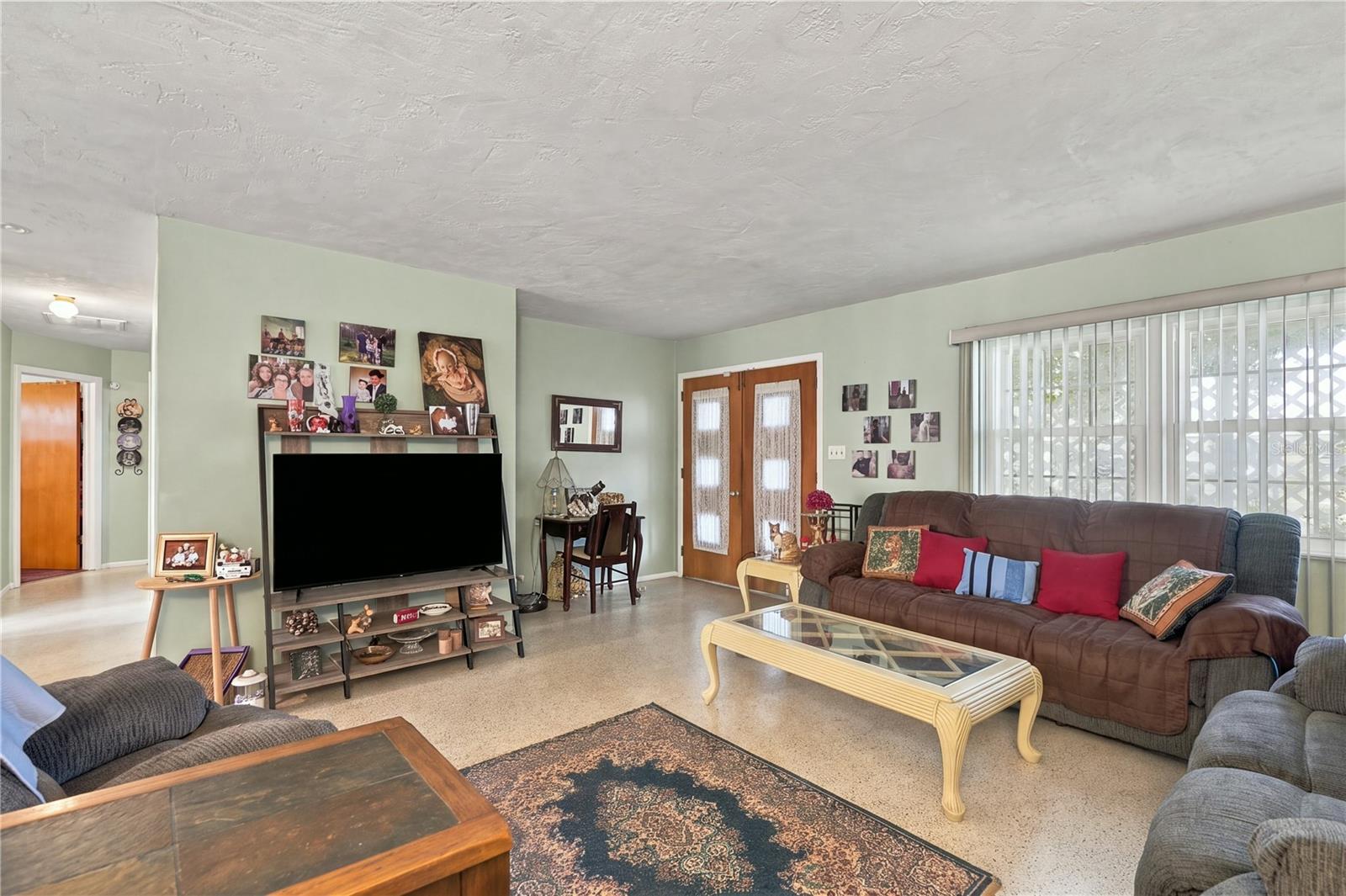 10724 PREMIER AVE — photo 7