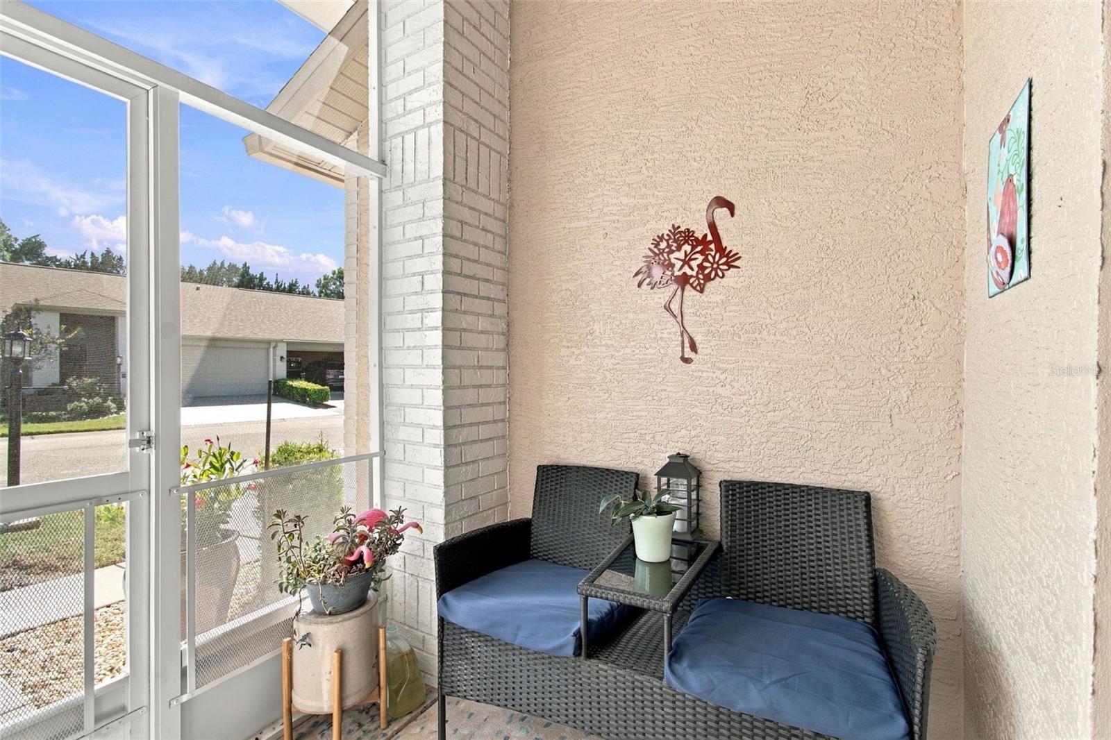 11143 HOLLANDER AVE — photo 5