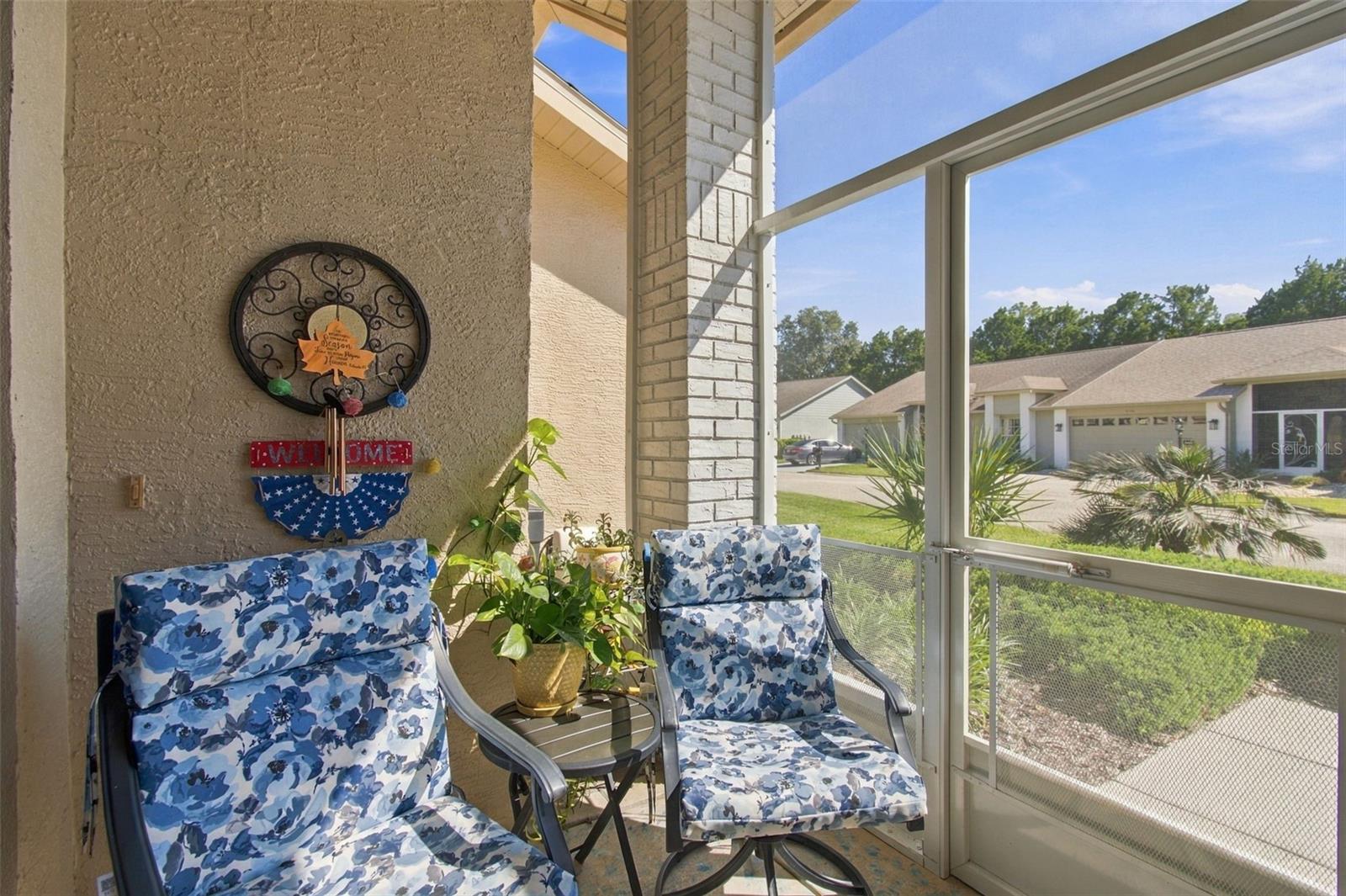 11143 HOLLANDER AVE — photo 4