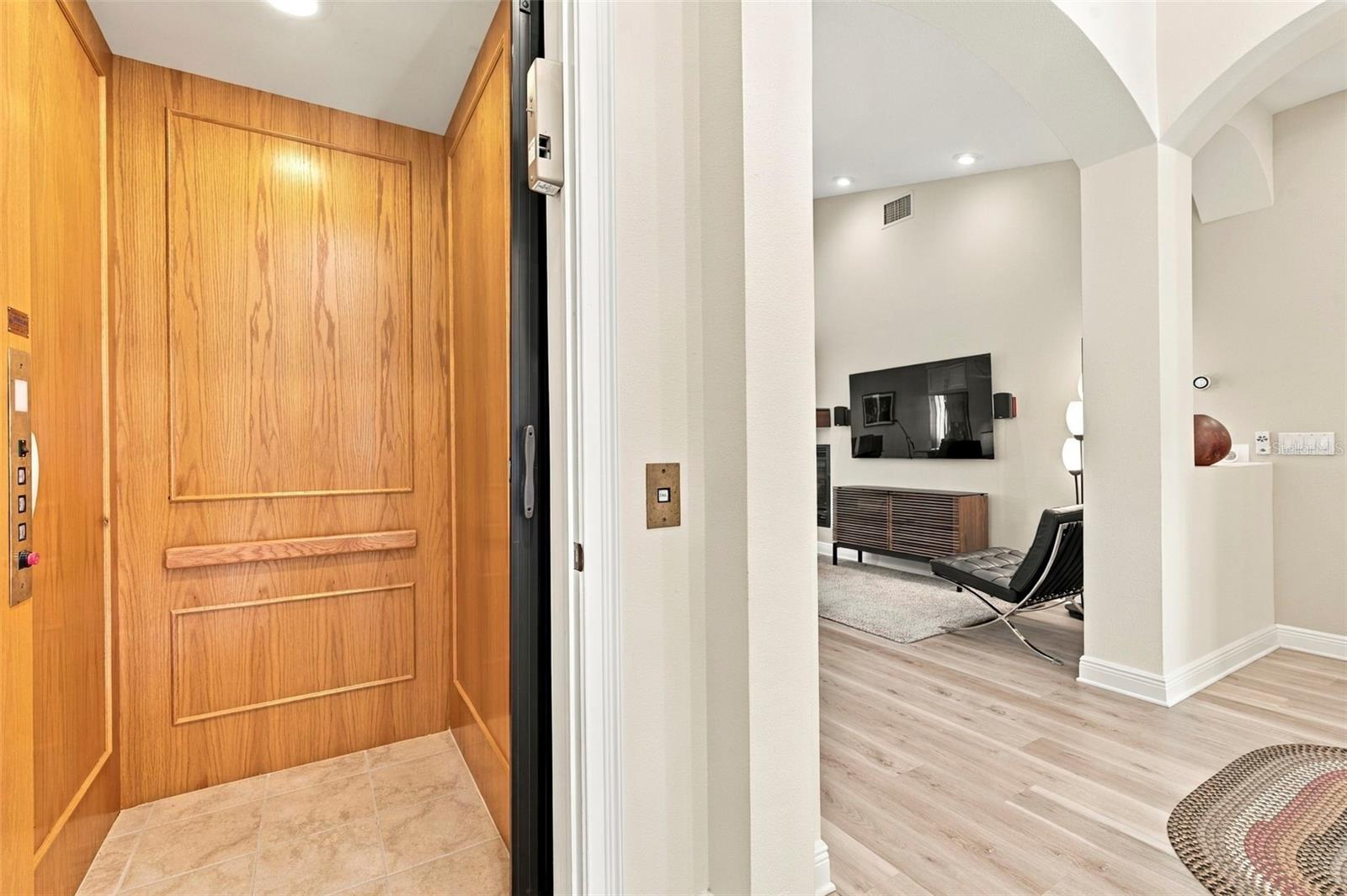 10 LINCOLN AVE S — photo 17