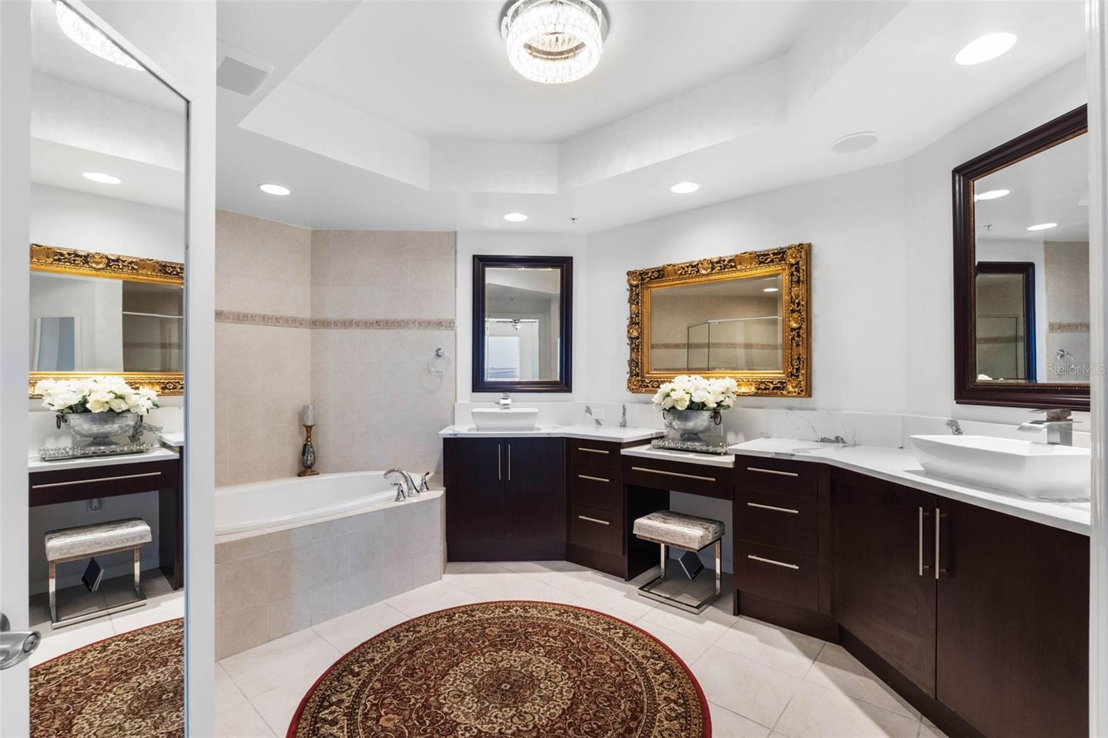 5823 BOWEN DANIEL DR #902 — photo 32