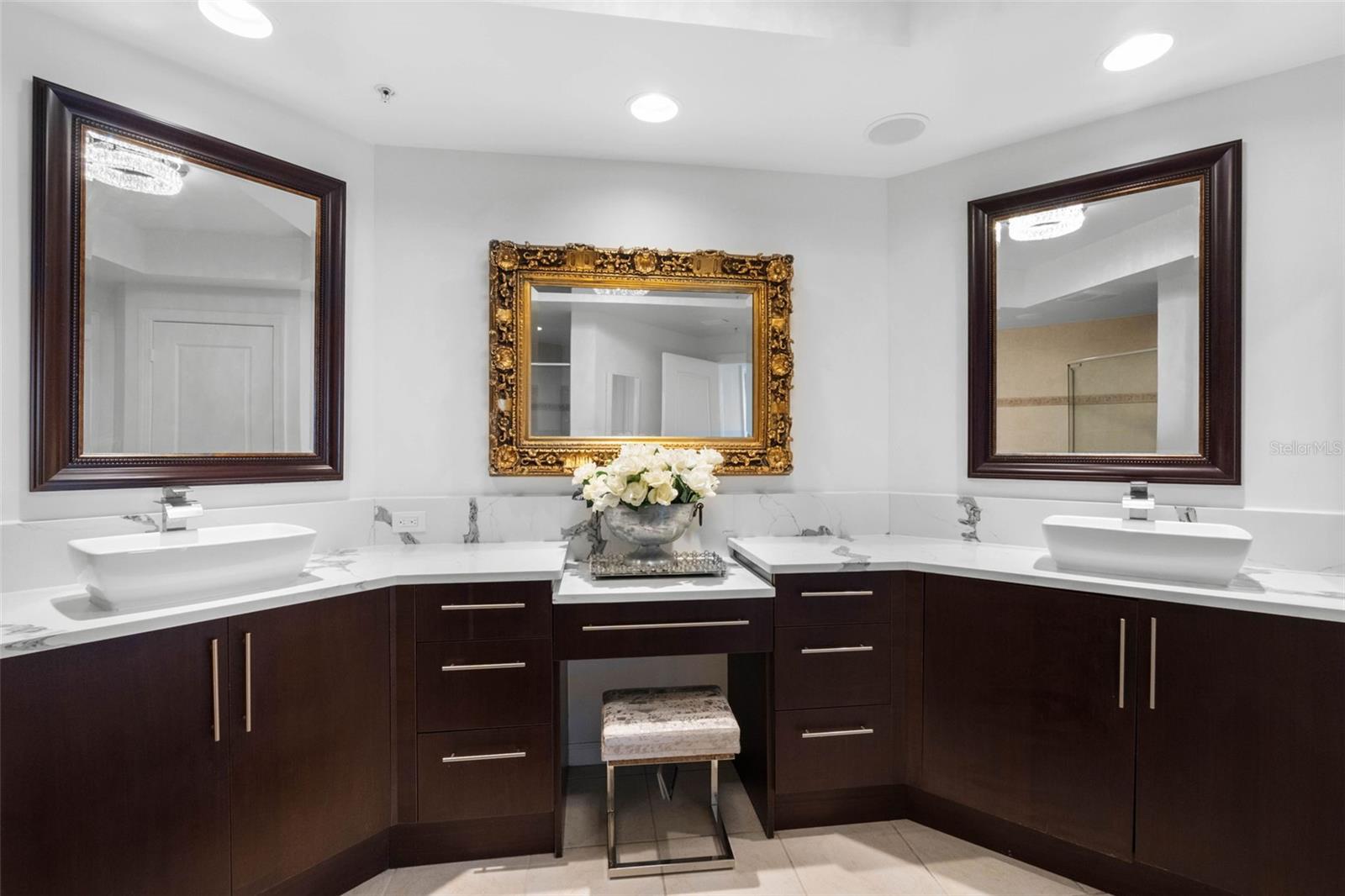 5823 BOWEN DANIEL DR #902 — photo 31