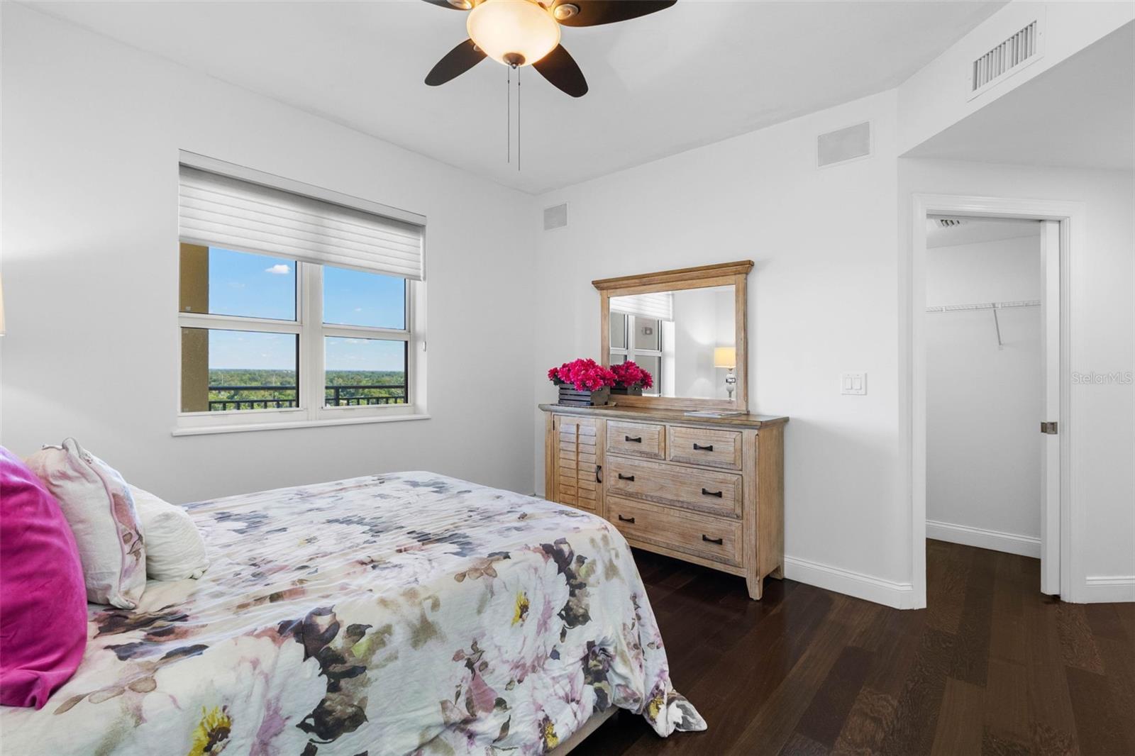 5823 BOWEN DANIEL DR #902 — photo 37