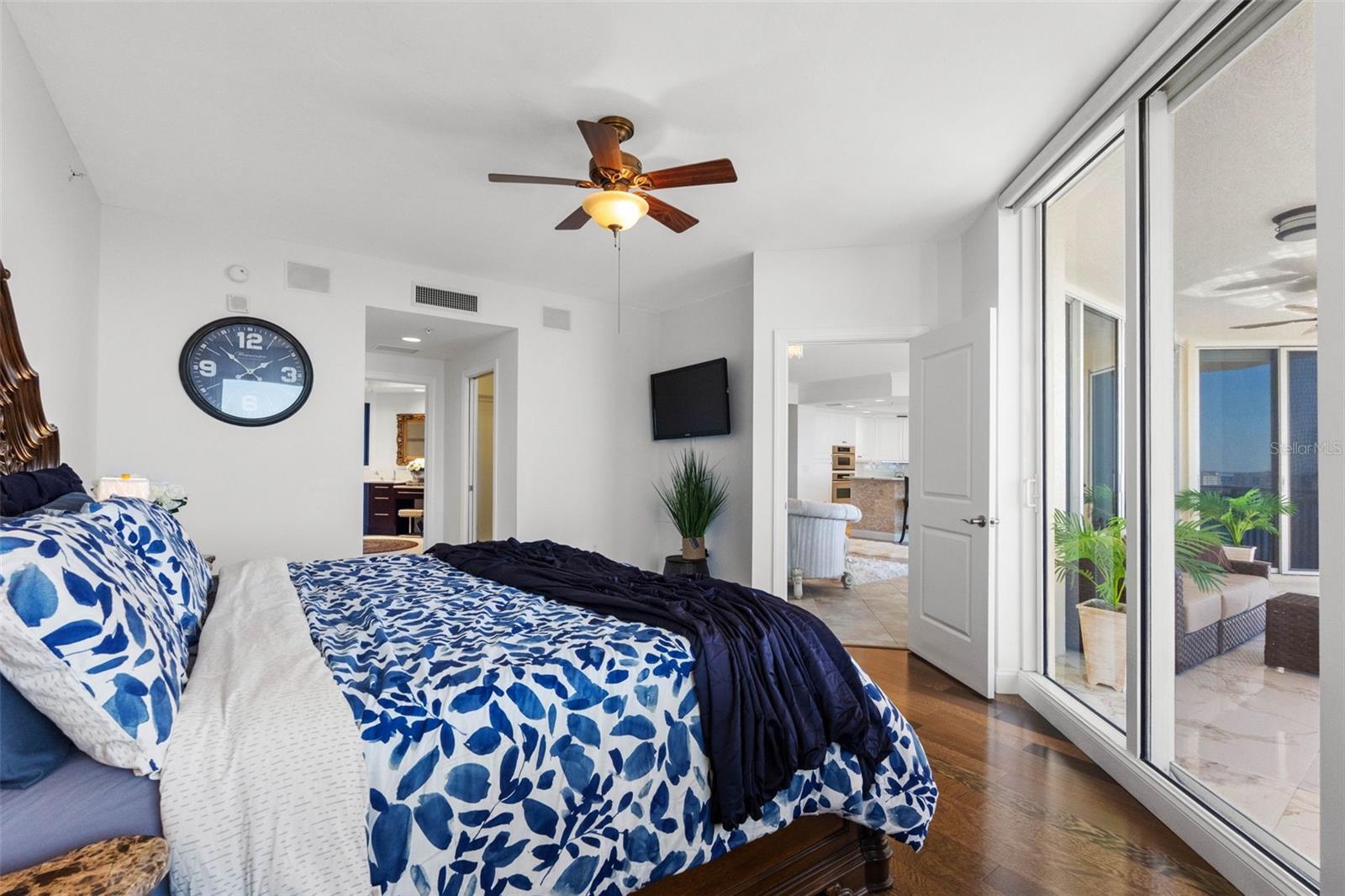 5823 BOWEN DANIEL DR #902 — photo 30