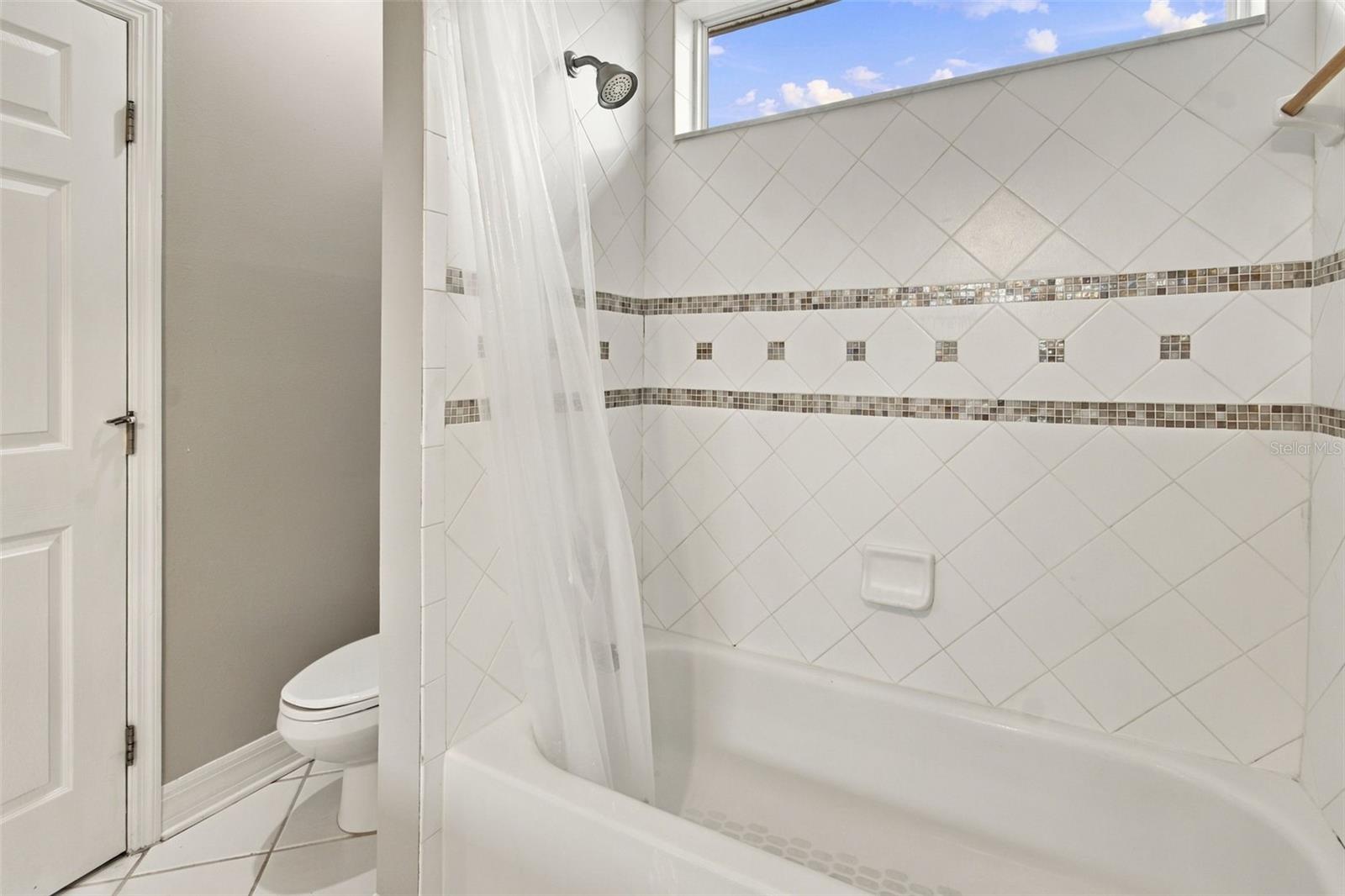 12227 OAK RAMBLE DR — photo 43