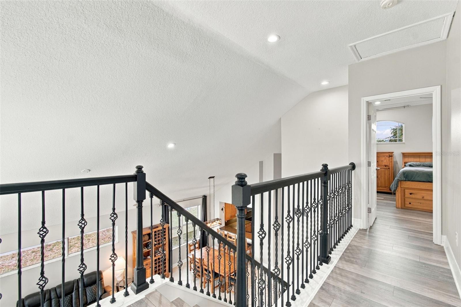 12227 OAK RAMBLE DR — photo 37