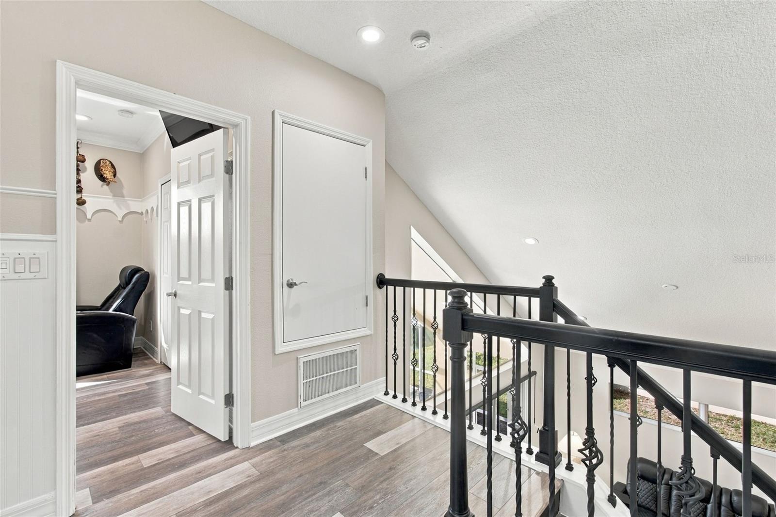 12227 OAK RAMBLE DR — photo 47