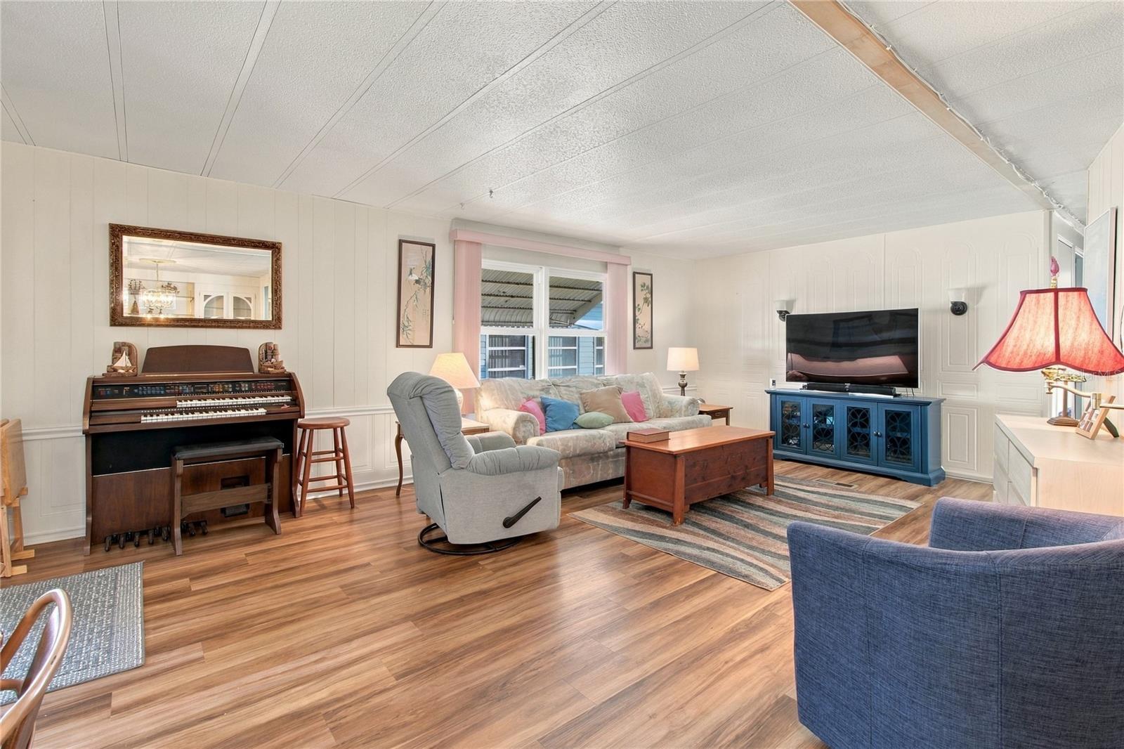 808 53RD AVE E #19 — photo 9