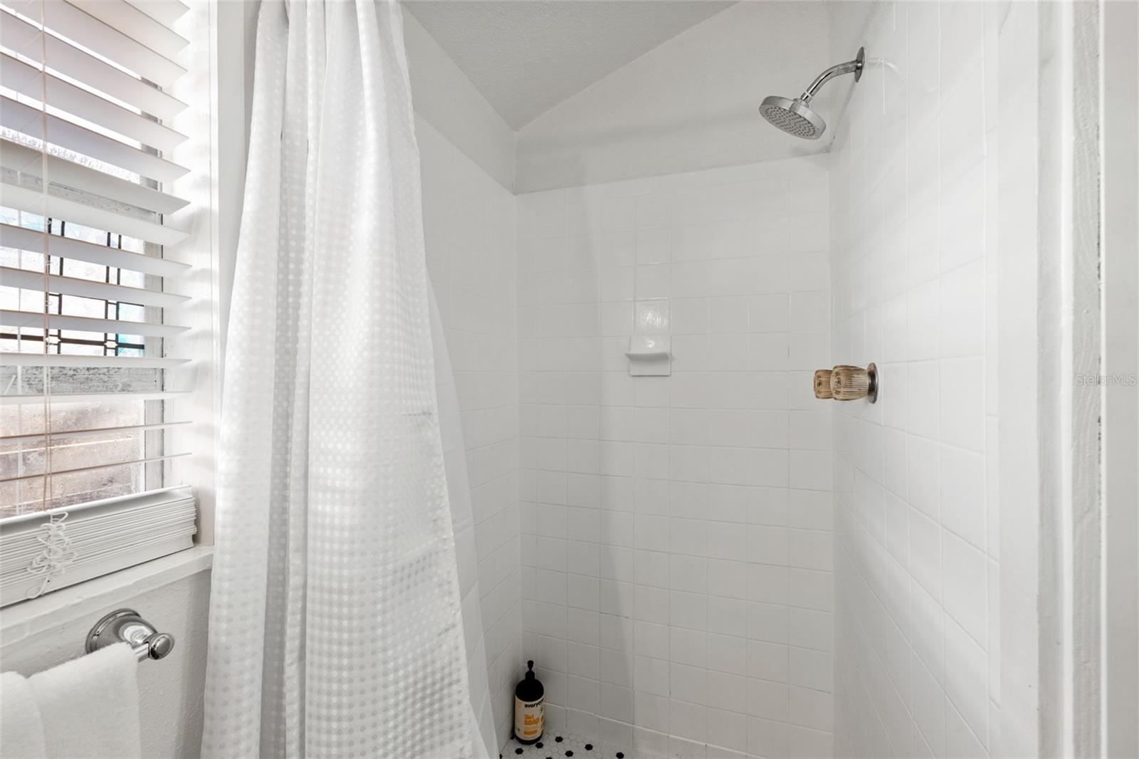 5115 N FLORIDA AVE #1/2 — photo 14