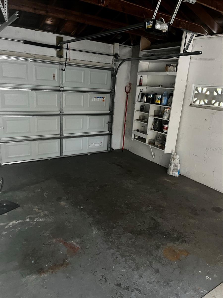 301 N CORONA AVE — photo 17