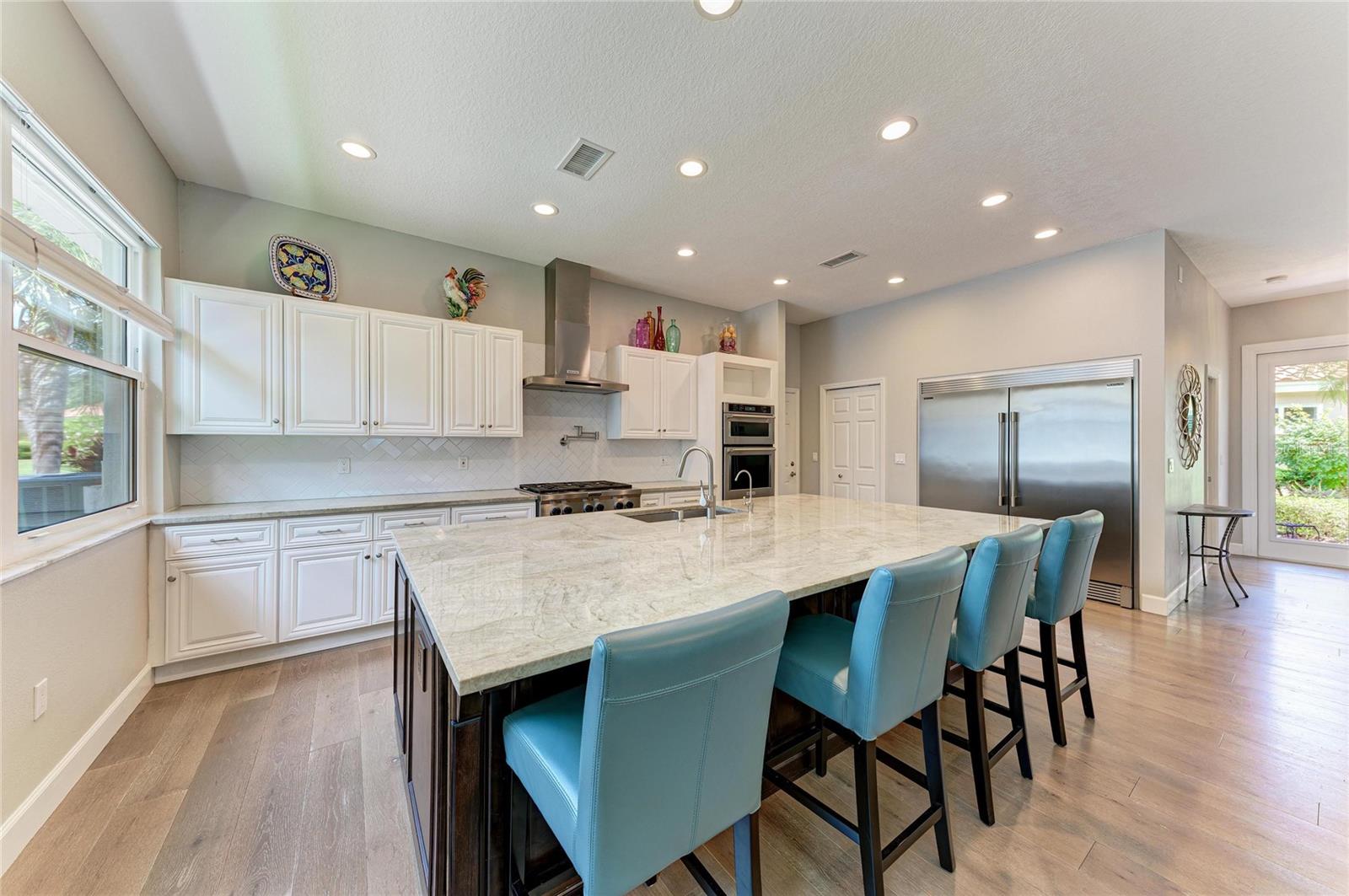 8352 CANARY PALM CT — photo 15