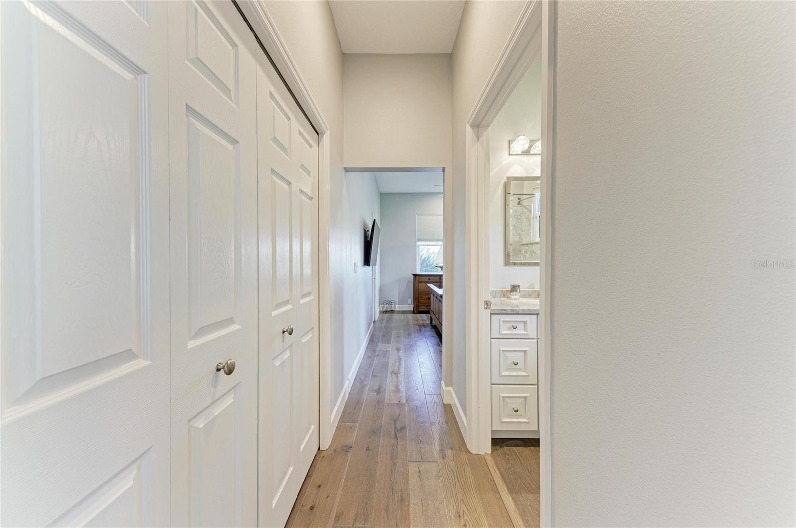 8352 CANARY PALM CT — photo 30