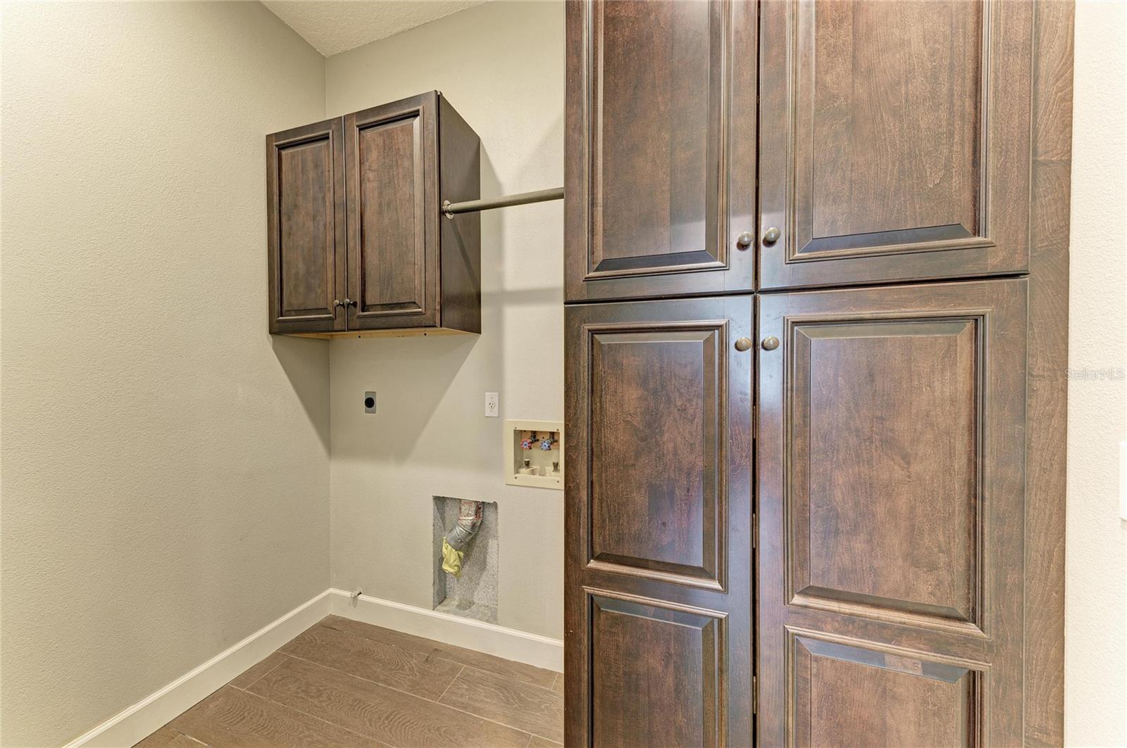 8352 CANARY PALM CT — photo 45