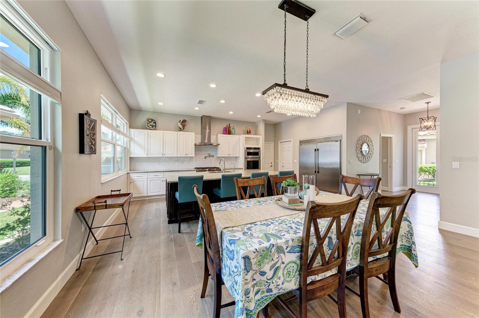 8352 CANARY PALM CT — photo 21