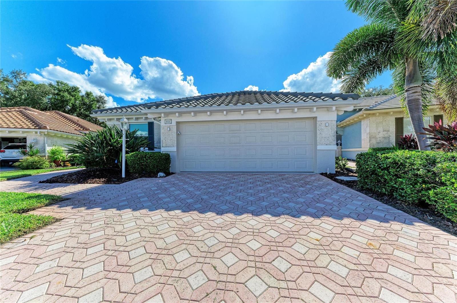 8352 CANARY PALM CT — photo 6