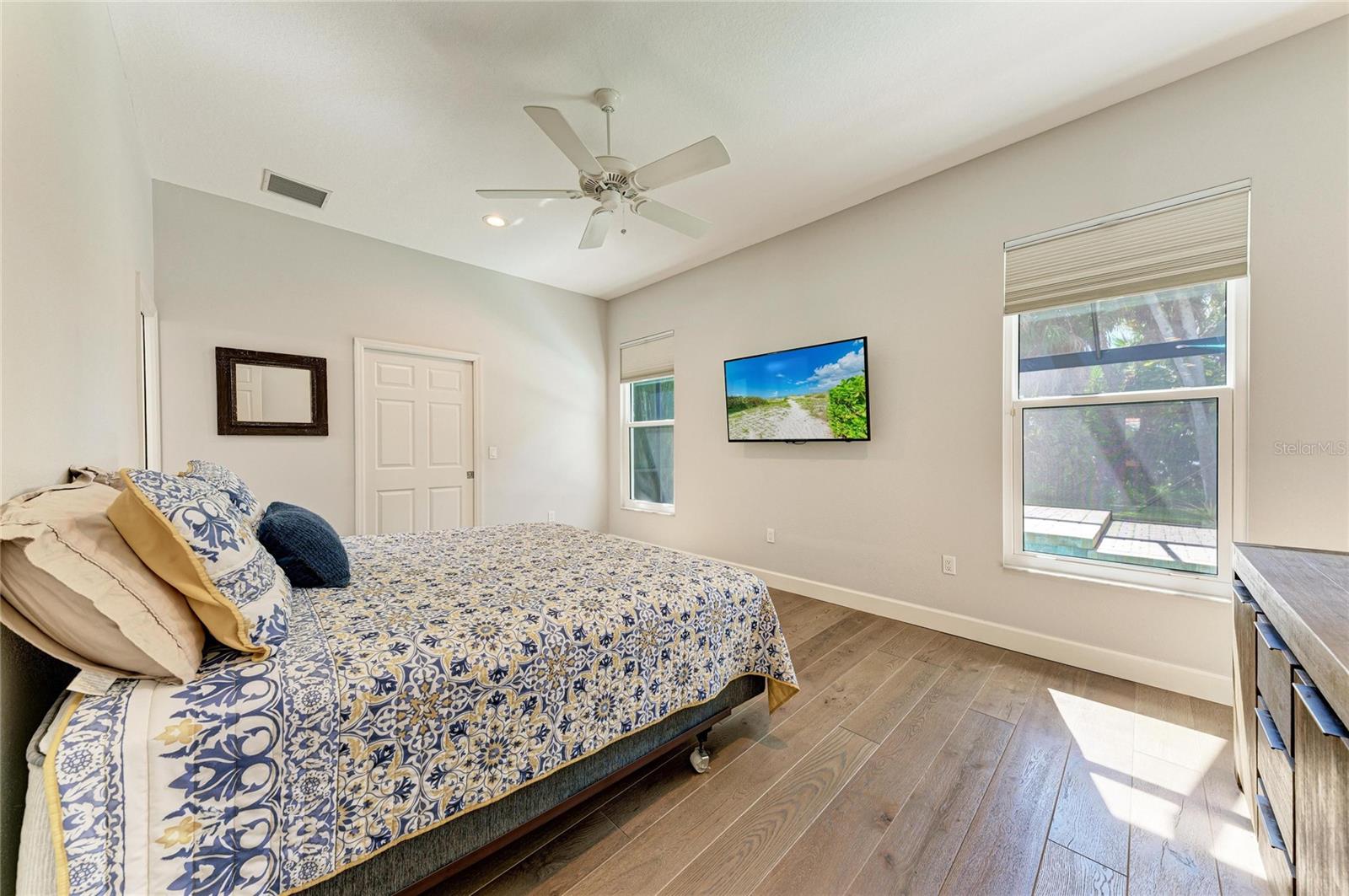 8352 CANARY PALM CT — photo 23