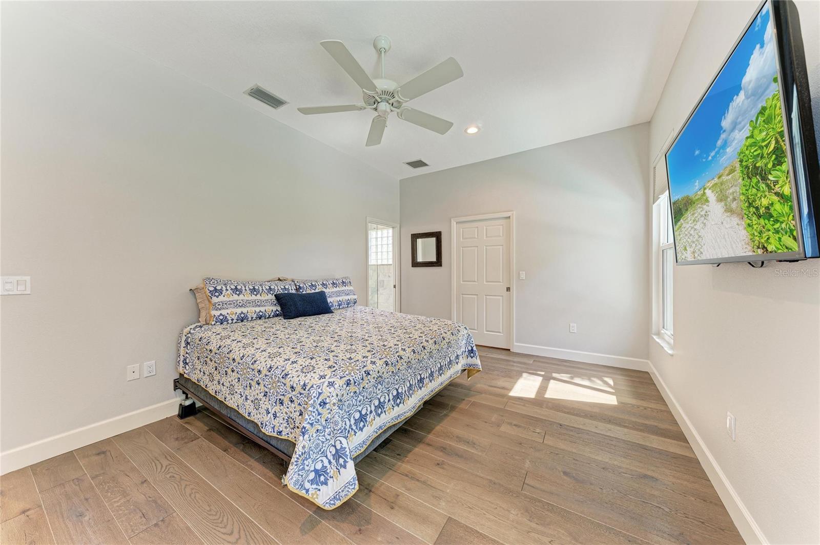 8352 CANARY PALM CT — photo 24