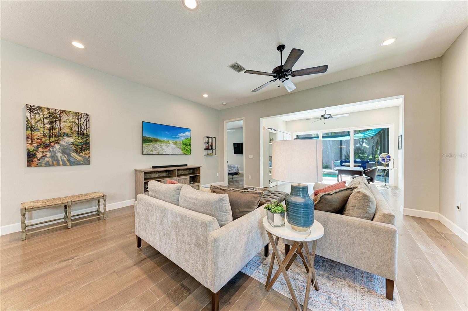 8352 CANARY PALM CT — photo 11