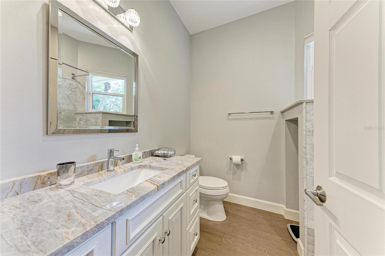 8352 CANARY PALM CT — photo 36