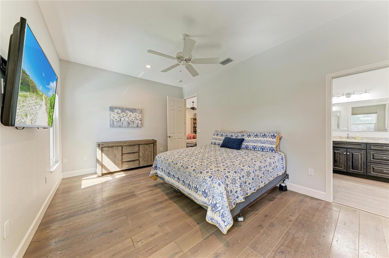 8352 CANARY PALM CT — photo 25