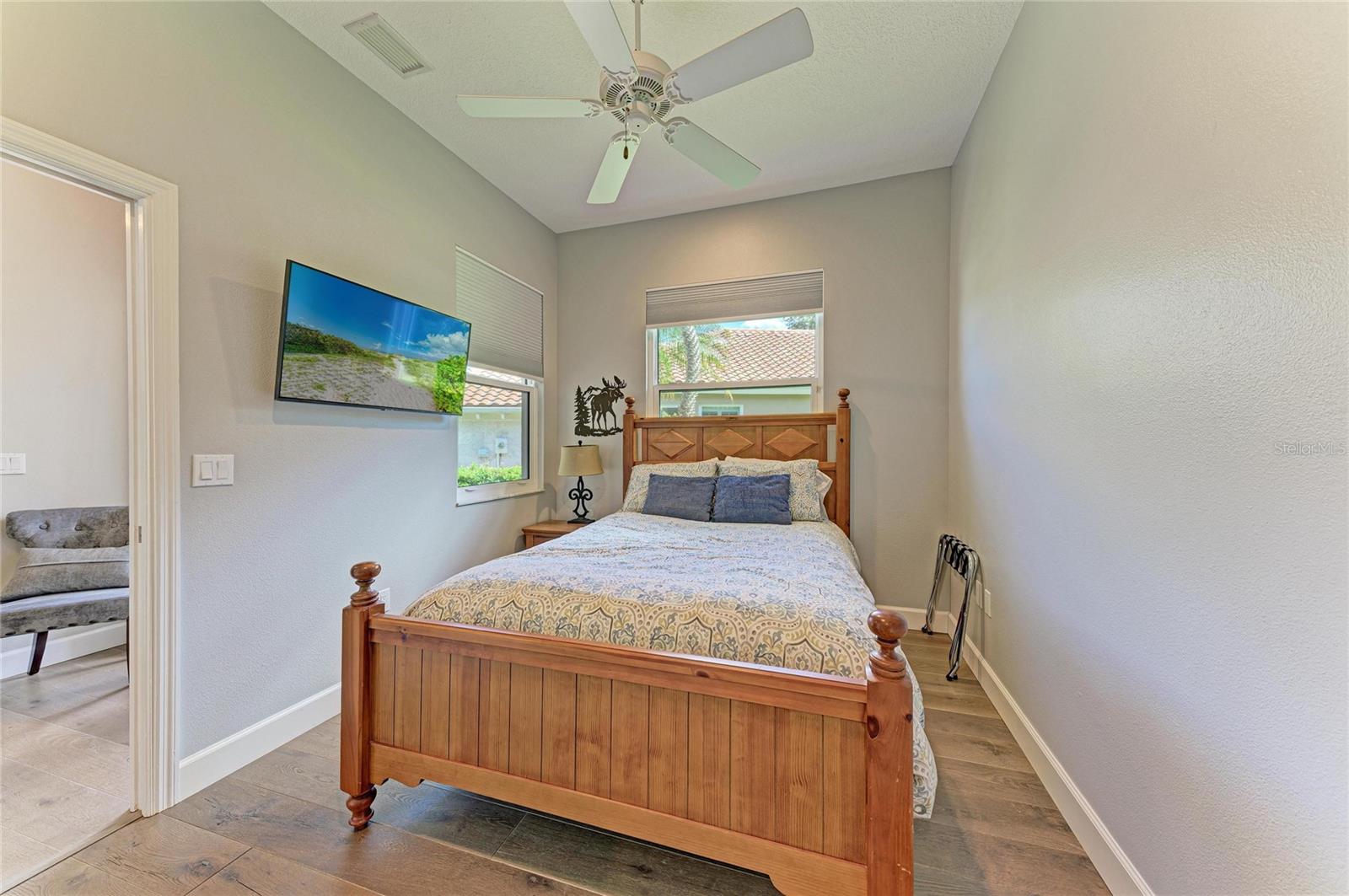 8352 CANARY PALM CT — photo 39