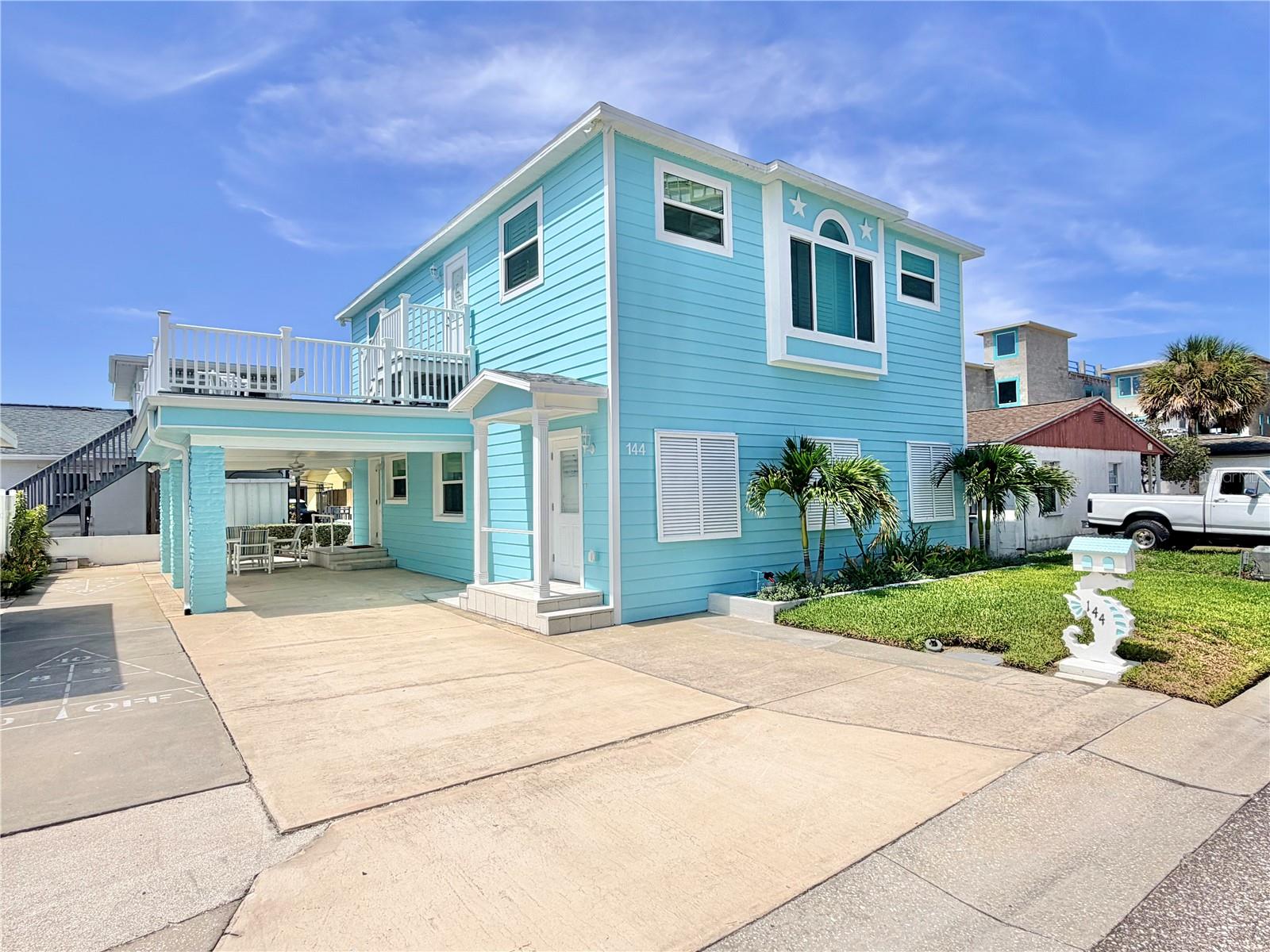 144 CORAL AVE #B — photo 2
