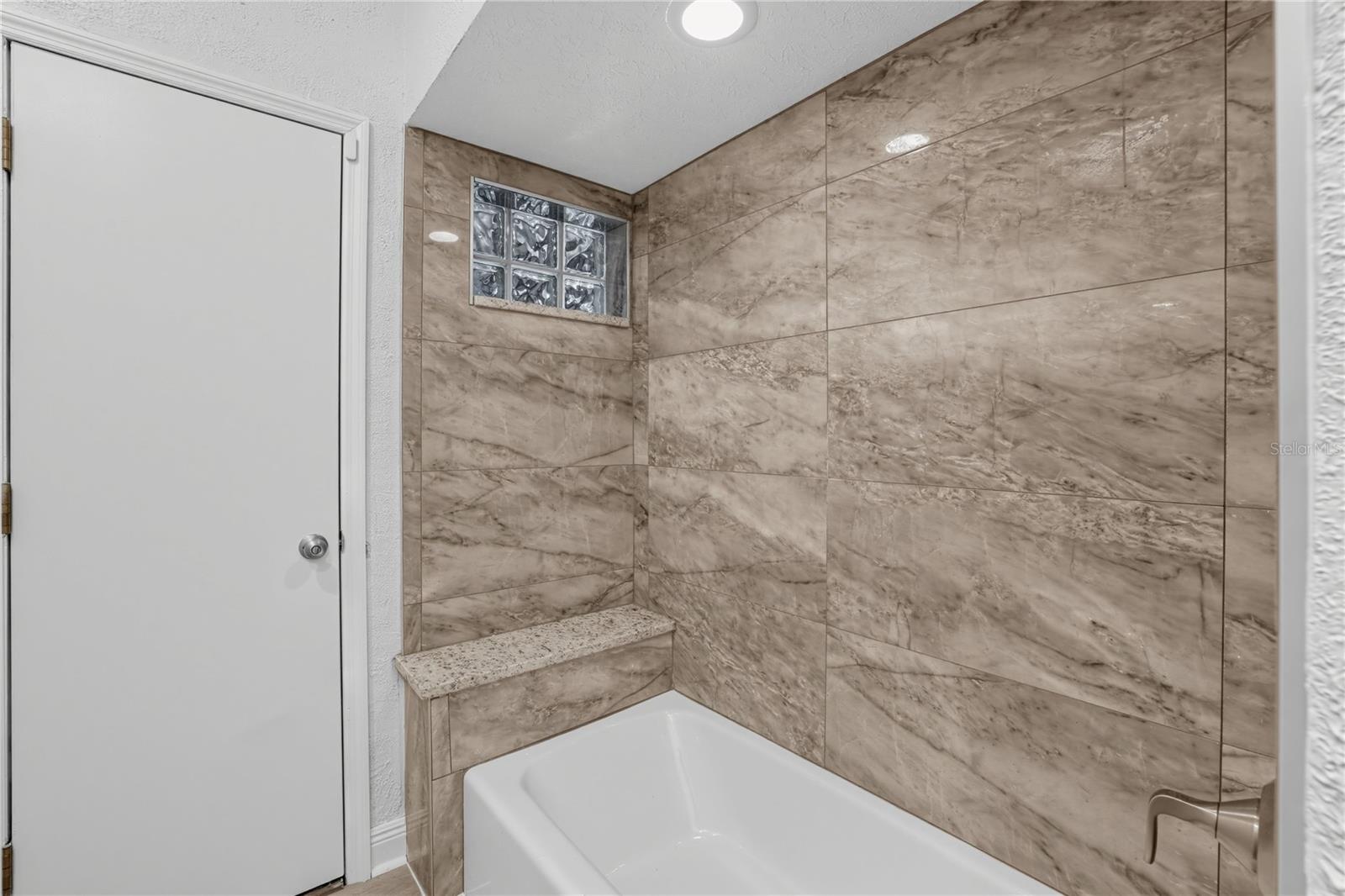 1005 HOLLYBERRY CT — photo 21
