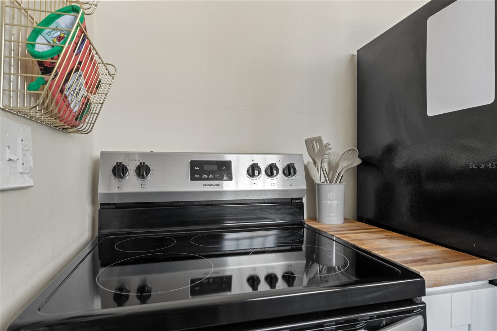 5109 N CENTRAL AVE — photo 16