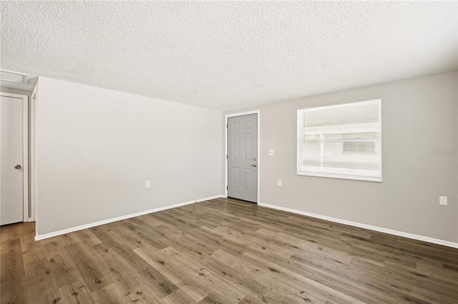 5639 GOLDEN NUGGET DR — photo 7