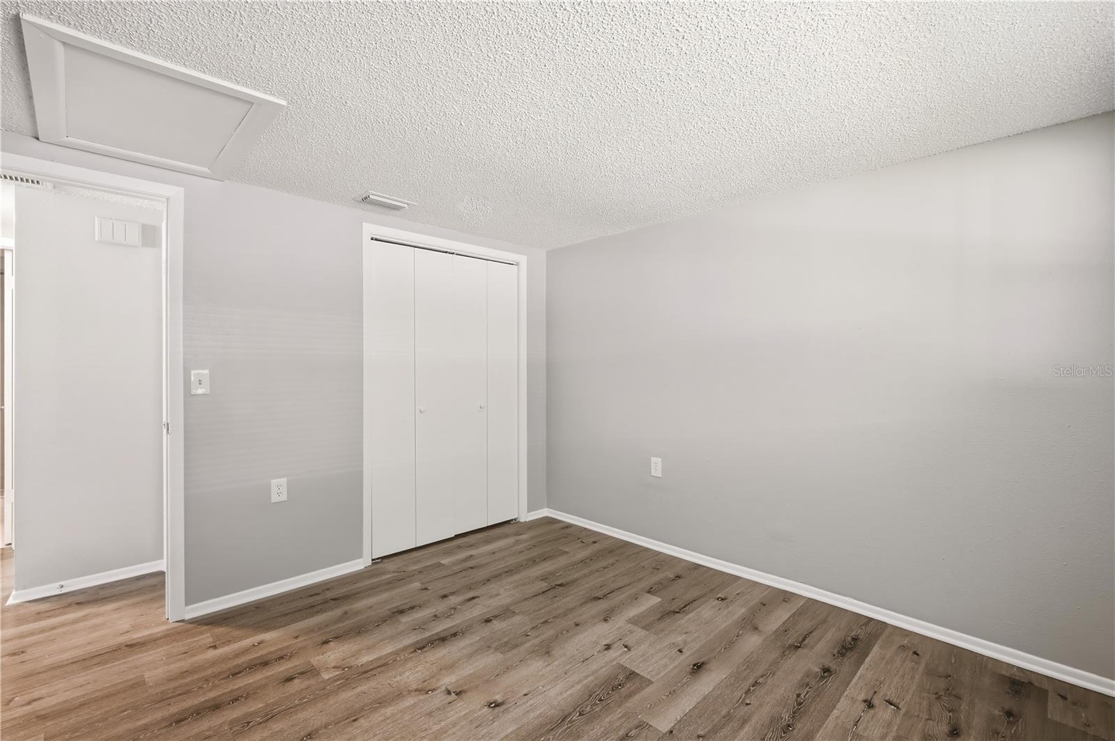 5639 GOLDEN NUGGET DR — photo 15